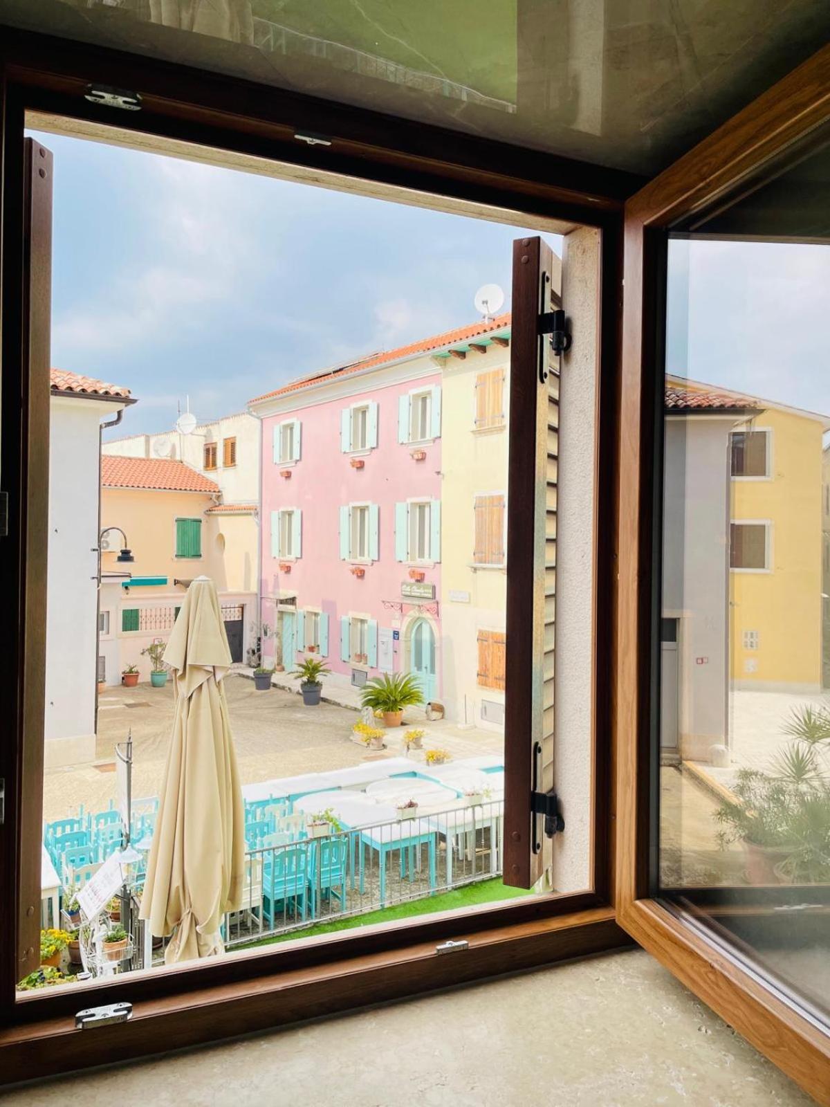 Fazana City Rooms With Free Parking Bagian luar foto