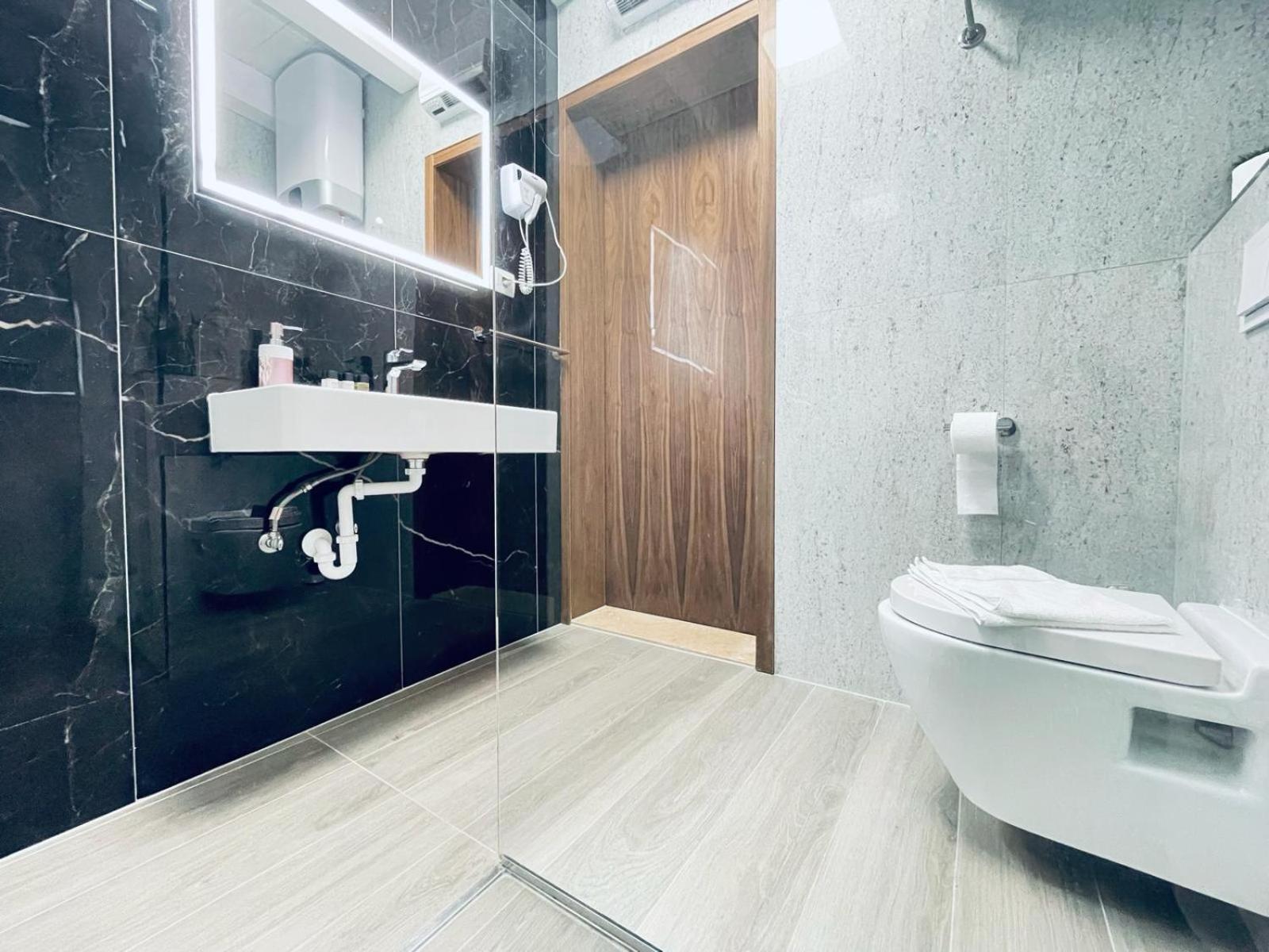 Fazana City Rooms With Free Parking Bagian luar foto